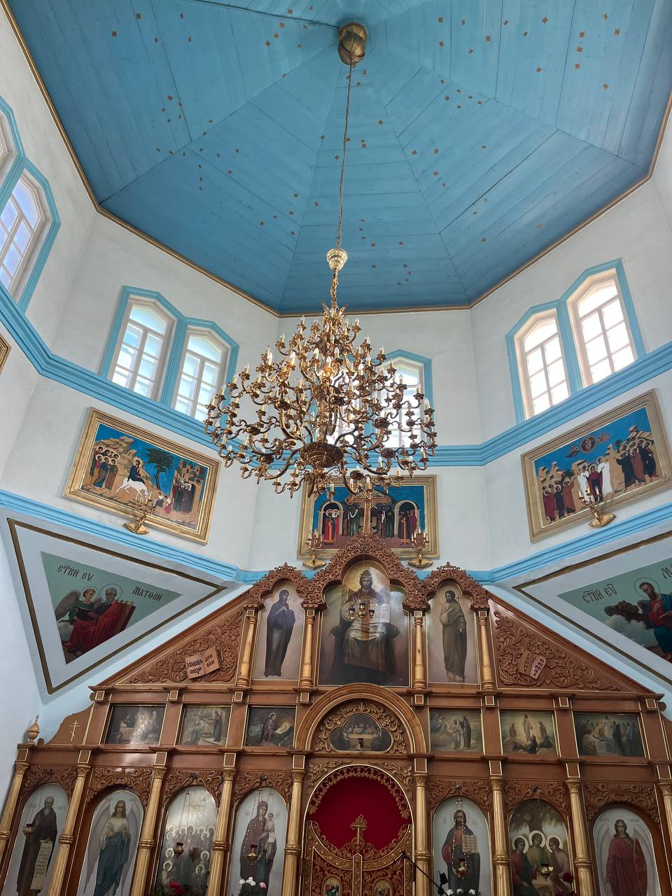 деревянная церковь каракол