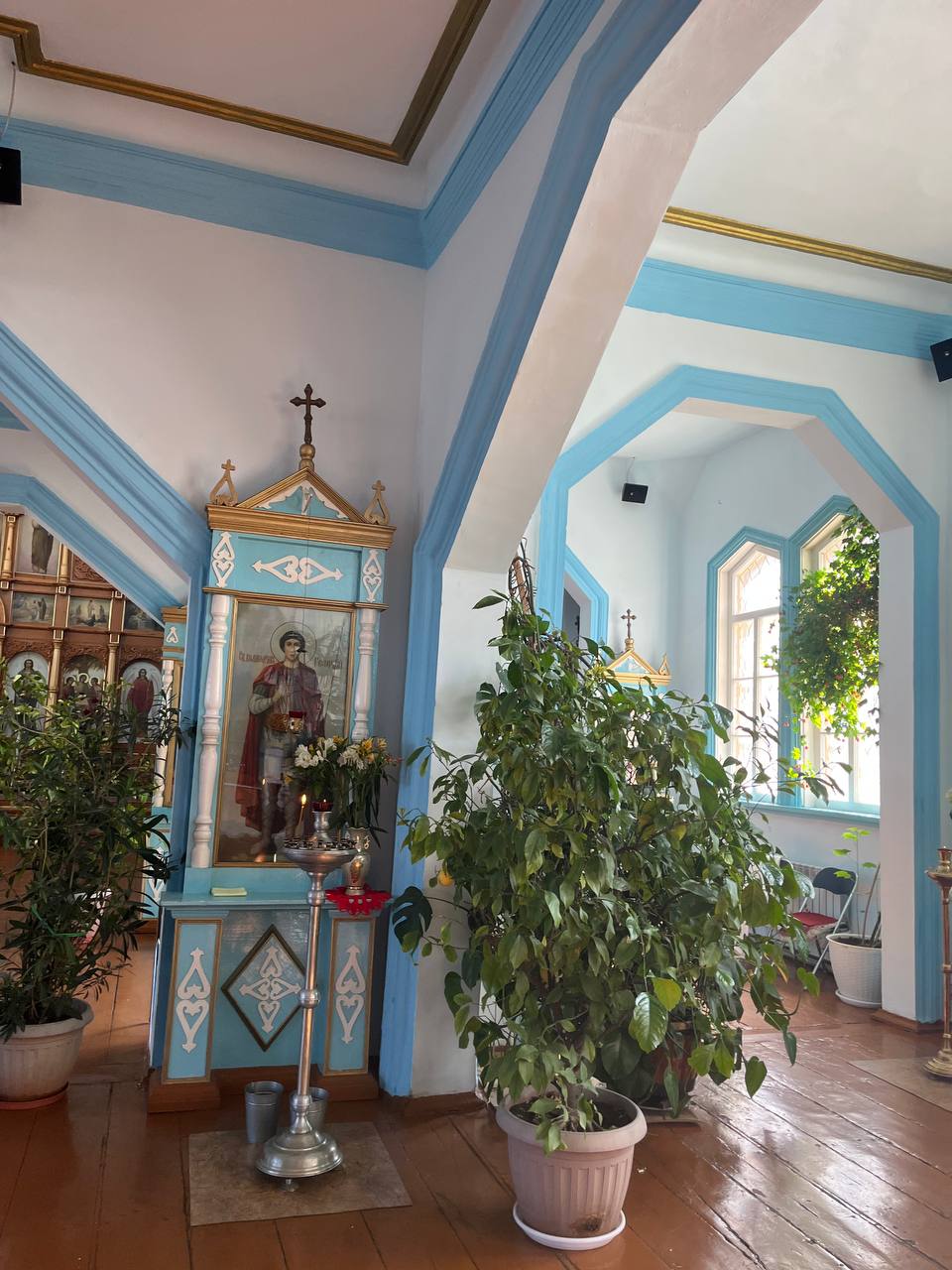 деревянная церковь каракол