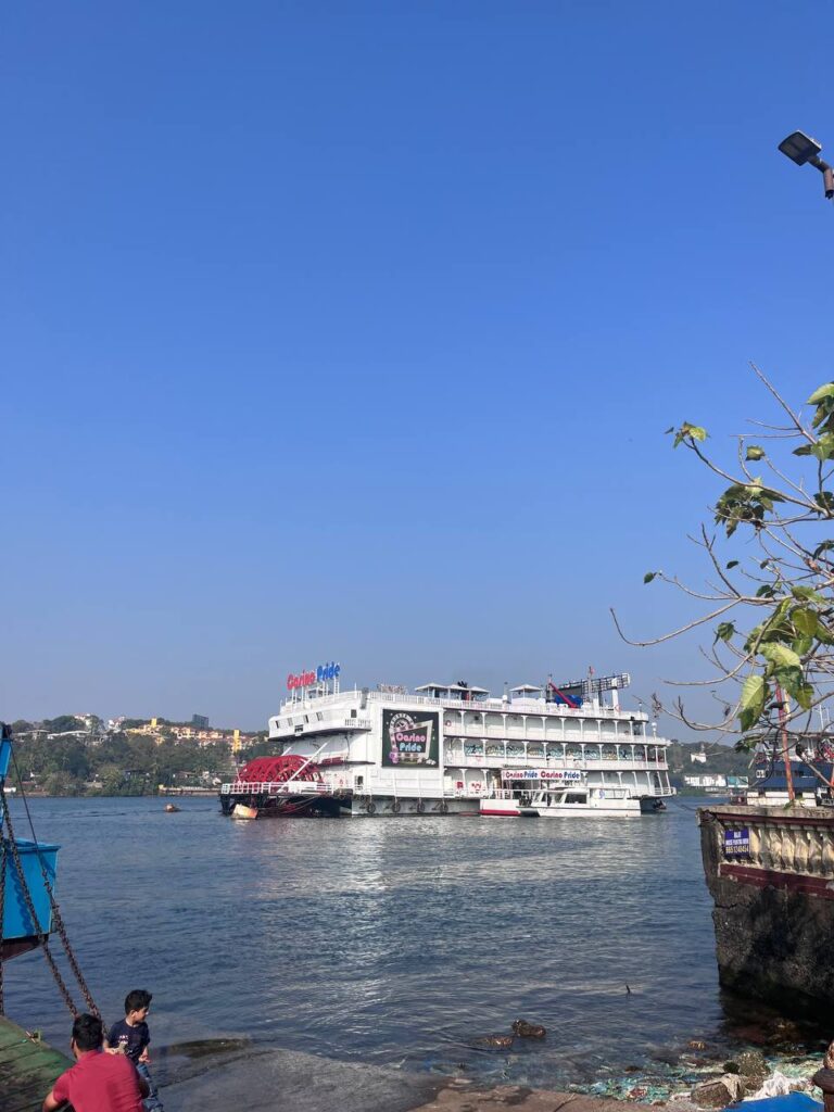 гоа панаджи круиз